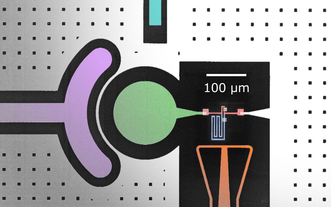 A superconducting qubit used as an ultra-sensitive sensor in the radio-frequency domain